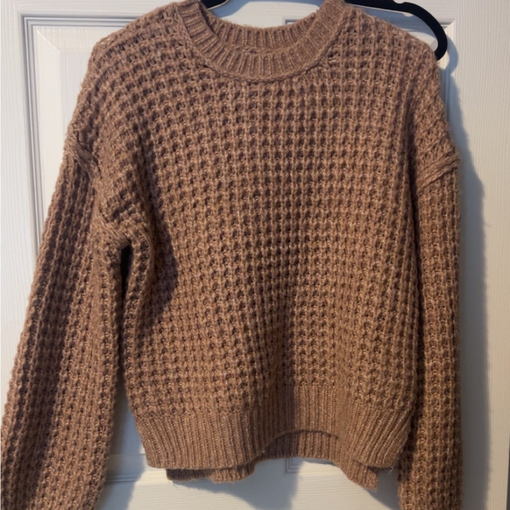 Tan Crew Neck Sweater with Chunky Knit and Balloon Sleeves